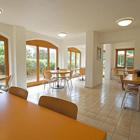 Delemont Youth Hostel Exterior photo