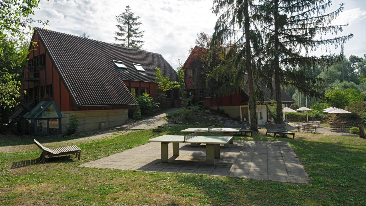 Delemont Youth Hostel Exterior photo